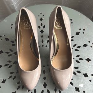 Jessica Simpson heels